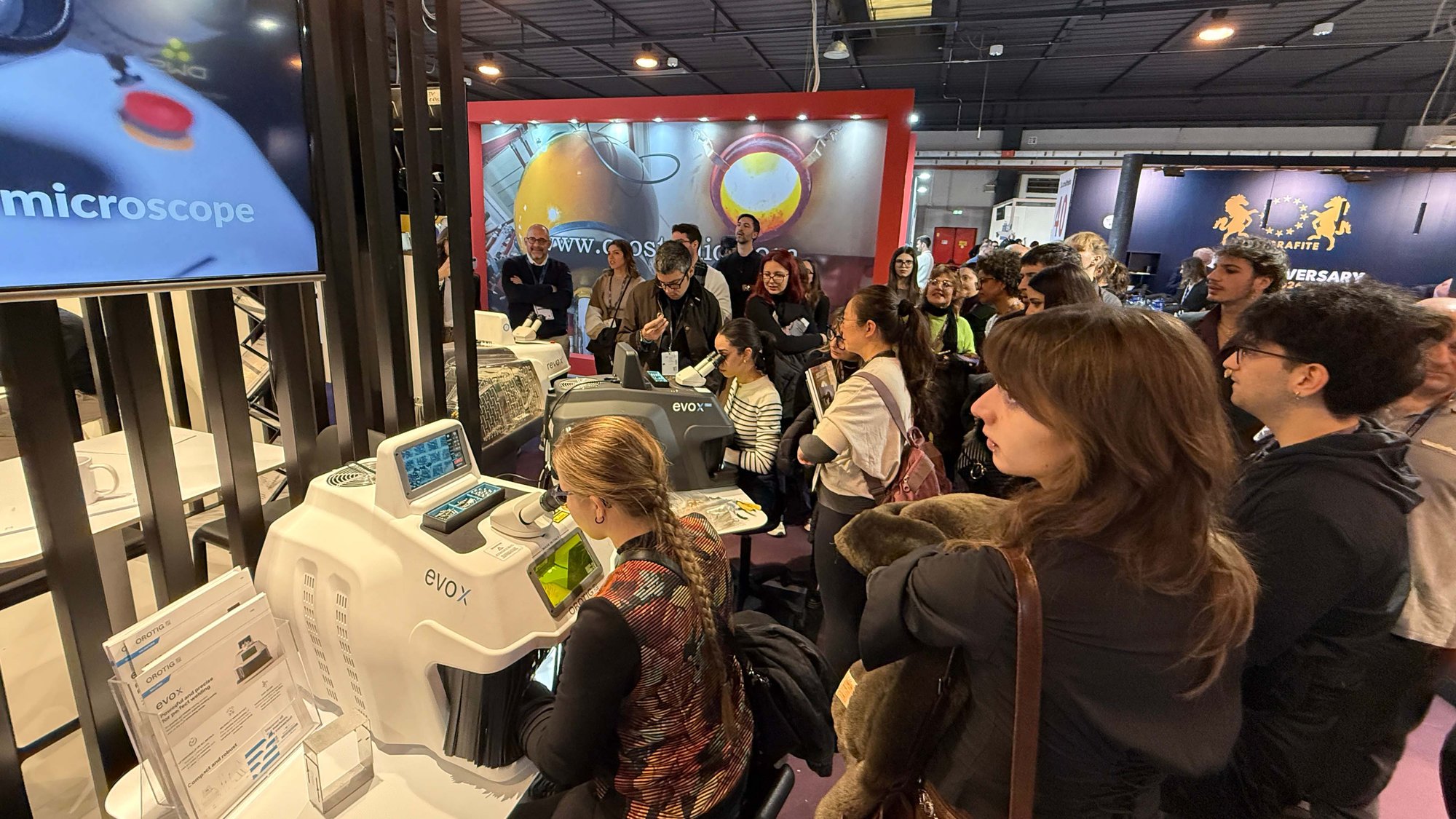 Immagini delle passate edizioni di T.Gold a Vicenza con lo stand e le tecnologie Orotig
